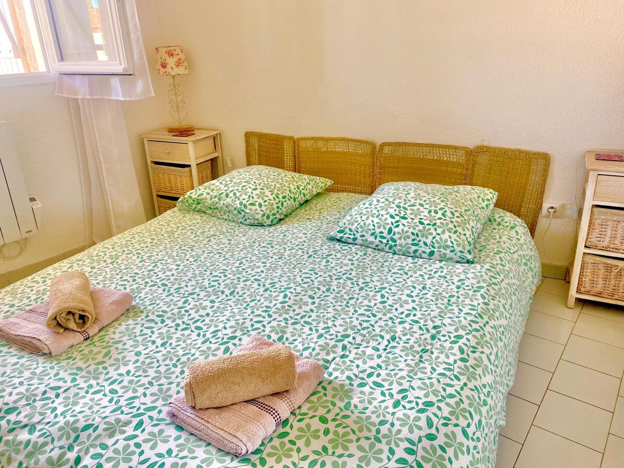 2 Bedrooms, 15 Min Walk To Beach, Ac, Pool & Fiber Internet In A Quiet, Private Gated Domain 5Kms To St Tropez Коголин Экстерьер фото